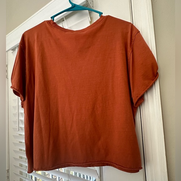 Burnt orange crop top short sleeved shirt - Picture 3 of 3